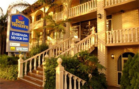 Best Western Ensenada Motor Inn And Suites - Accommodation in Surfers Paradise 0
