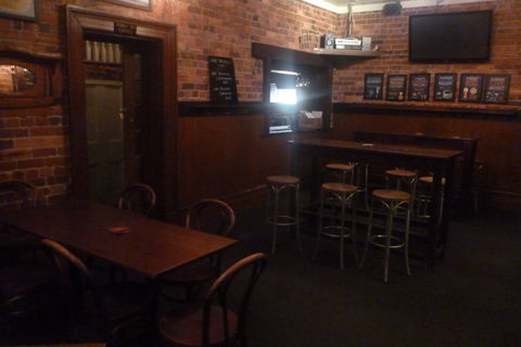 Carringbush Hotel - Accommodation in Surfers Paradise 0