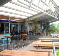 Beachfront Hotel - Accommodation in Surfers Paradise