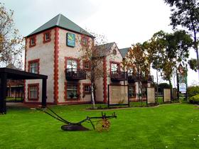 St Francis Winery - Accommodation in Surfers Paradise 0