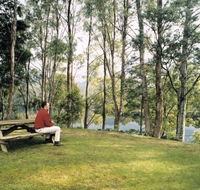 Tullah Lakeside Chalet - Accommodation in Surfers Paradise