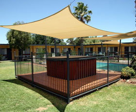 Cootamundra Gardens Motel - Accommodation in Surfers Paradise 0
