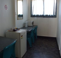 Cool Palms Motel - Accommodation in Surfers Paradise