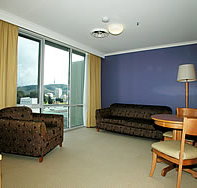 Waldorf Apartments Hotel Canberra - Accommodation in Surfers Paradise