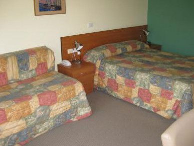 Town Beach Motor Inn - Accommodation in Surfers Paradise 2