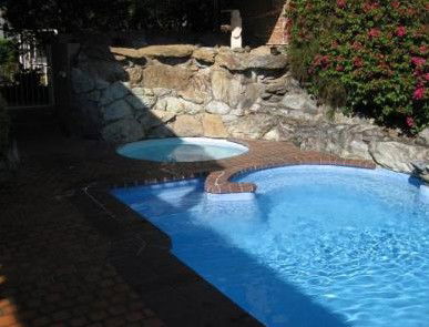 Town Beach Motor Inn - Accommodation in Surfers Paradise 5