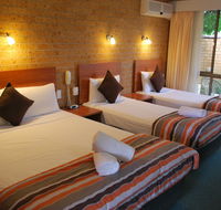 Port O'Call Motel - Accommodation in Surfers Paradise