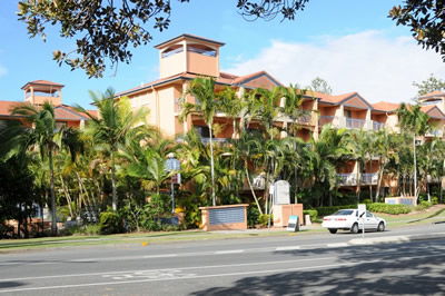 Bella Mare Beachside Apartments - Accommodation in Surfers Paradise 1