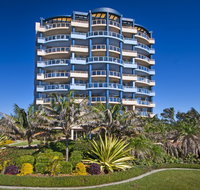 Beaches International - Accommodation in Surfers Paradise
