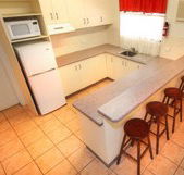True Blue Motor Inn - Accommodation in Surfers Paradise