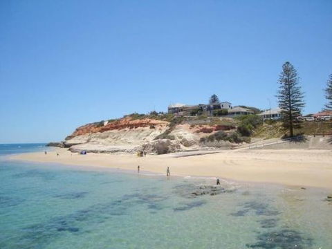 Homes Down Under - Accommodation in Surfers Paradise 0