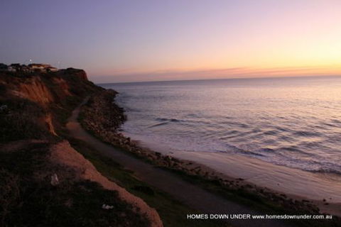 Homes Down Under - Accommodation in Surfers Paradise 8