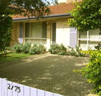 Lavender Cottage Beach House - The Beach House Built For Two - Accommodation in Surfers Paradise