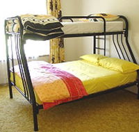 Peelview Court Holiday Accommodation - Accommodation in Surfers Paradise