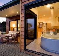 Coastal View Cabins - Accommodation in Surfers Paradise