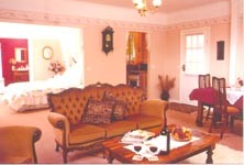 Cherry Garden Cottages - Accommodation in Surfers Paradise 0