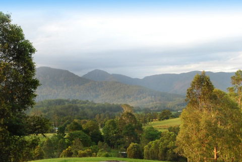 Fernridge Farm Cottage - Accommodation in Surfers Paradise 2