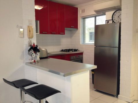 Staywest Apartments - Accommodation in Surfers Paradise 0
