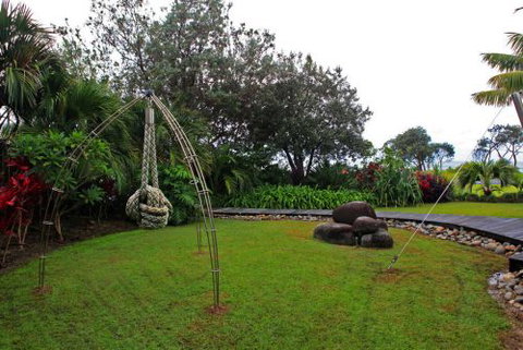 ArtHOUSE Beachfront Accommodation - Accommodation in Surfers Paradise 5
