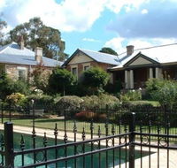 Chapel House - Accommodation in Surfers Paradise