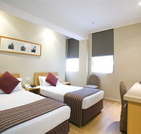 Quality Hotel Batmanaposs Hill on Collins - Accommodation in Surfers Paradise