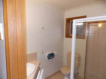 Bell Motel - Accommodation in Surfers Paradise 1