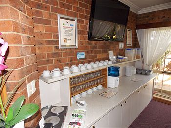 Bell Motel - Accommodation in Surfers Paradise 2