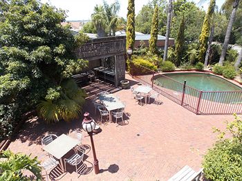 Bell Motel - Accommodation in Surfers Paradise 11