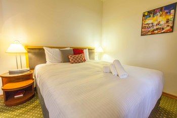 Bell Motel - Accommodation in Surfers Paradise 13
