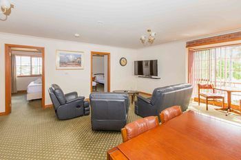 Bell Motel - Accommodation in Surfers Paradise 22