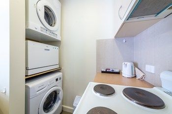 Best Western Melbourne's Princes Park Motor Inn - Accommodation in Surfers Paradise 4