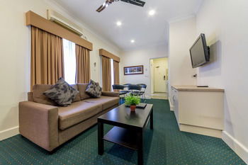 Best Western Melbourne's Princes Park Motor Inn - Accommodation in Surfers Paradise 23