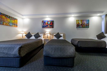 Best Western Melbourne's Princes Park Motor Inn - Accommodation in Surfers Paradise 52