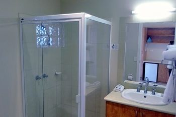 Glen Inn - Accommodation in Surfers Paradise 3