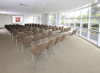 Ibis Melbourne Glen Waverley - Accommodation in Surfers Paradise 13