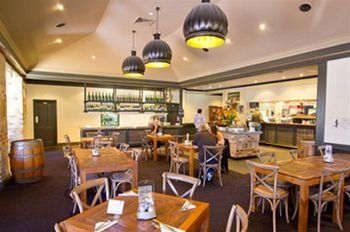 Potters Hotel Brewery Resort - Accommodation in Surfers Paradise 6