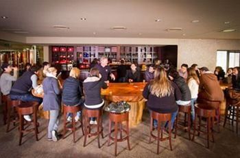Potters Hotel Brewery Resort - Accommodation in Surfers Paradise 11