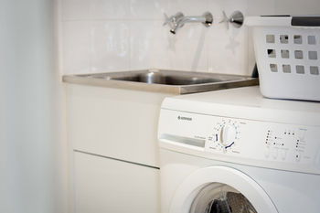 Apartments @ Glen Waverley - Accommodation in Surfers Paradise 3