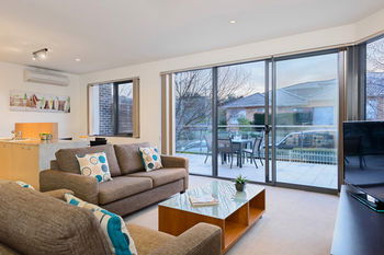 Apartments @ Glen Waverley - Accommodation in Surfers Paradise 6