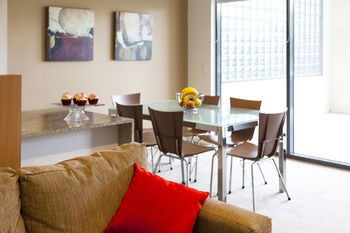 Apartments @ Glen Waverley - Accommodation in Surfers Paradise 18