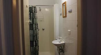 Burwood Bed And Breakfast - Accommodation in Surfers Paradise 15
