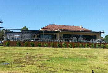 The Huskisson - Accommodation in Surfers Paradise 23