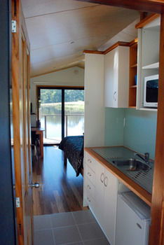 Worrowing At Jervis Bay - Accommodation in Surfers Paradise 65