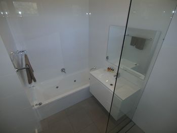Worrowing At Jervis Bay - Accommodation in Surfers Paradise 112