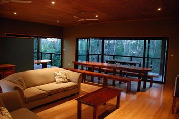 Worrowing At Jervis Bay - Accommodation in Surfers Paradise 4