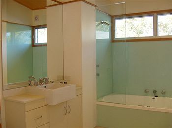 Worrowing At Jervis Bay - Accommodation in Surfers Paradise 28