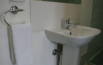 Riverside Motel - Accommodation in Surfers Paradise 3