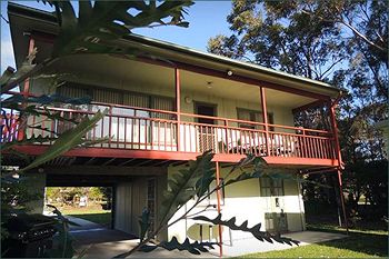 Paradise Bungalow - Accommodation in Surfers Paradise 0