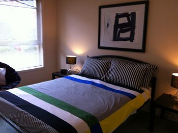 Australian Home Away @ Box Hill 21 - Accommodation in Surfers Paradise 1