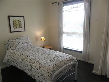 Australian Home Away @ Box Hill 32 - Accommodation in Surfers Paradise 17